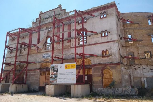 El Ayuntamiento compra el estabilizador del anillo exterior del Anfiteatro Romano - 1, Foto 1