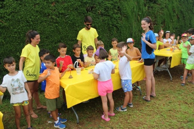 Unos 250 niños vienen participando este verano en la Escuela de Verano Polideportiva en el Polideportivo Municipal, Foto 3