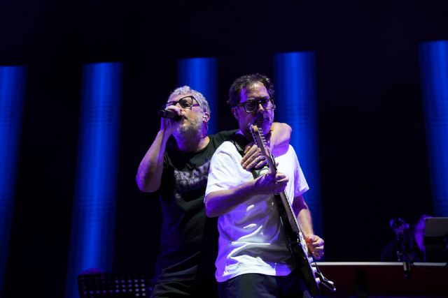 Iván Ferreiro celebra su cumpleaños sobre el escenario del Festival Sal de Música - 2, Foto 2