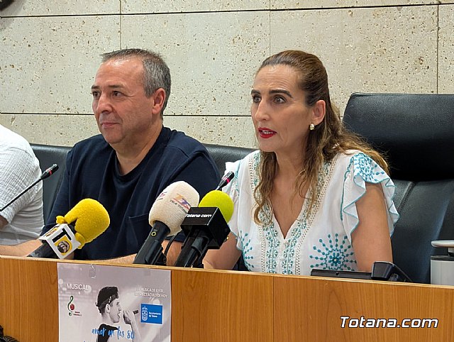 Amor en los 80: La Chica de Ayer trae la movida madrileña a Totana, Foto 3