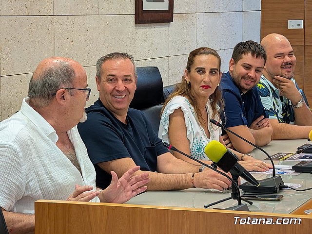 Amor en los 80: La Chica de Ayer trae la movida madrileña a Totana, Foto 7