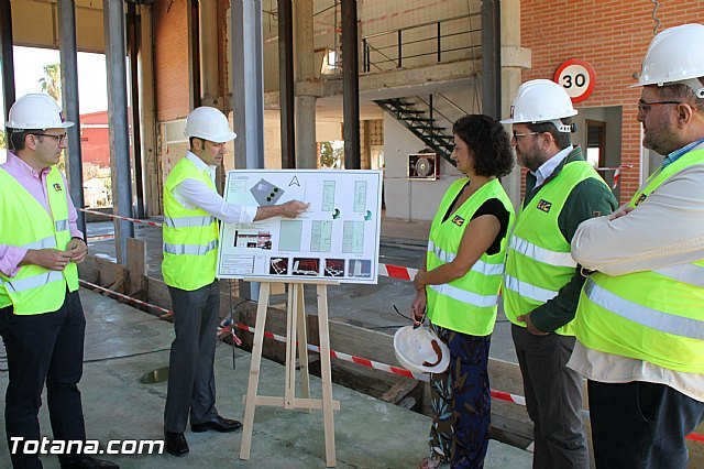 La Comunidad prev que las obras de ampliacin del Parque de Bomberos de Alhama-Totana terminen antes de final de año, Foto 1
