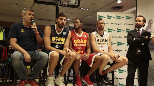 El UCAM Murcia CB presenta sus nuevas equipaciones en El Corte Inglés de Gran Vía - 5, Foto 5