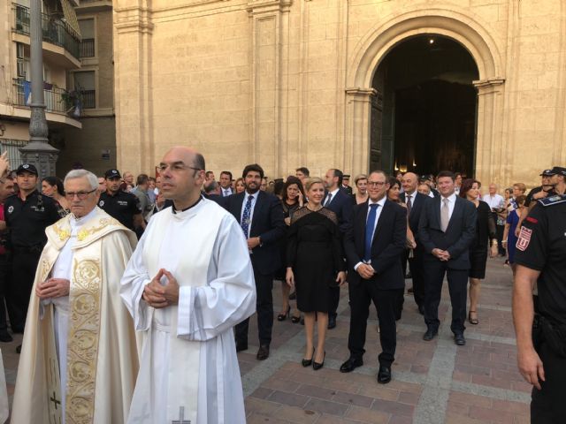 López Miras participa en la procesión en honor a la Virgen de la Consolación, patrona de Molina de Segura - 2, Foto 2