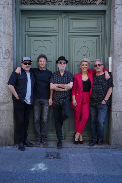 Noche Sabinera”, la banda de Joaquín Sabina en la feria de Hellín 2021 - 2, Foto 2