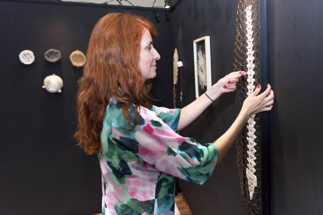 La UMU expone un proyecto de la artista Lola Marín en relación al maltrato - 2, Foto 2