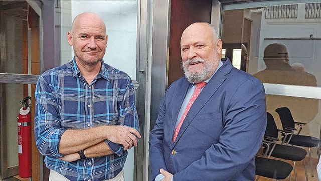 Ibercaja apuesta por la cultura de la mano del Ateneo de Triana con la celebración de las conferencias “encuentro en Sevilla” - 5, Foto 5