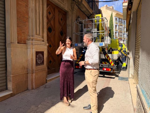 El Ayuntamiento ejecuta una nueva actuación de revisión de fachadas en el casco antiguo previa a la celebración de la Feria de septiembre - 2, Foto 2