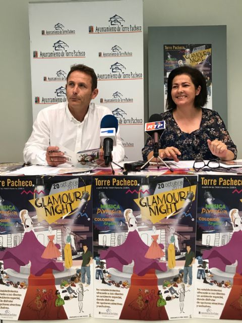 Glamour night, noche de fiesta en comercios de Torre-Pacheco - 2, Foto 2