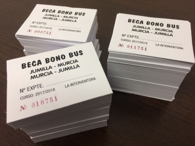 Hoy se ha abierto el segundo plazo de solicitud de subvenciones para transporte a universidades y otros centros educativos - 1, Foto 1