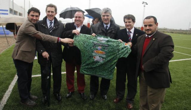 IU-Verdes Lorca pide quitar el nombre de Ángel María Villar al complejo futbolístico de La Hoya - 1, Foto 1