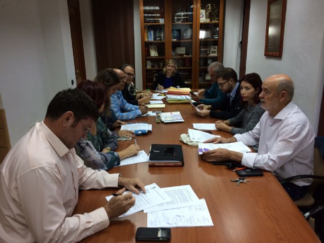 La Junta de Gobierno Local de Molina de Segura aprueba convenios con Cruz Roja, Plataforma de la Inmigración y Fundación de Estudios Médicos - 2, Foto 2