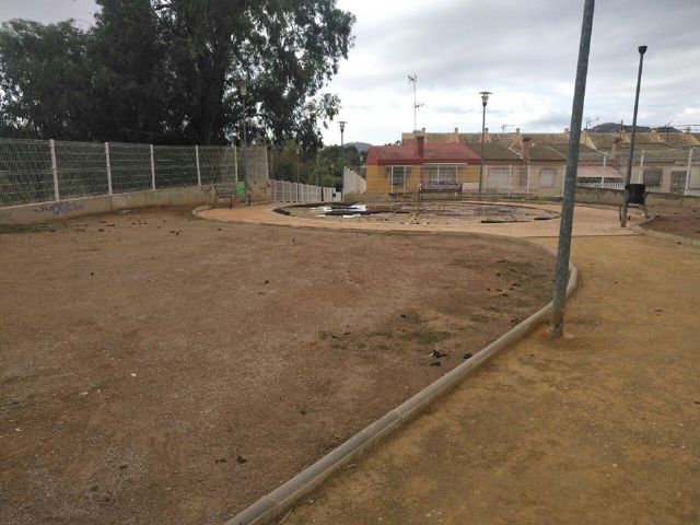 Podemos denuncia “el parque de la vergüenza” en Los Barreros - 3, Foto 3