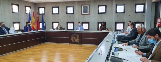 La Comunidad invertirá 28 millones de euros en mejoras en depuración y saneamiento en los municipios del entorno del Mar Menor - 1, Foto 1