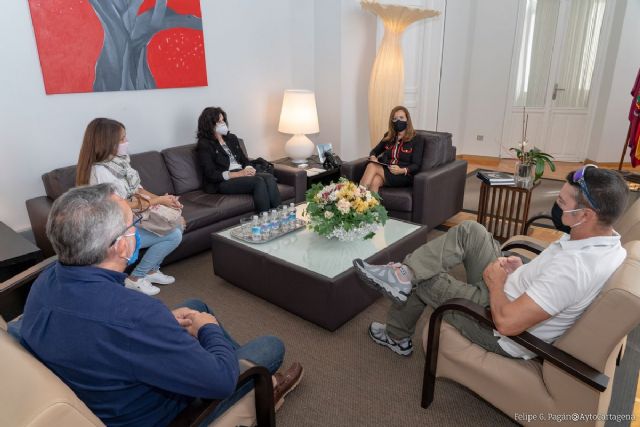 La alcaldesa ordena la publicación de las bases del concurso de promoción interna de auxiliares administrativos del Ayuntamiento de Cartagena en el BOE  - 1, Foto 1