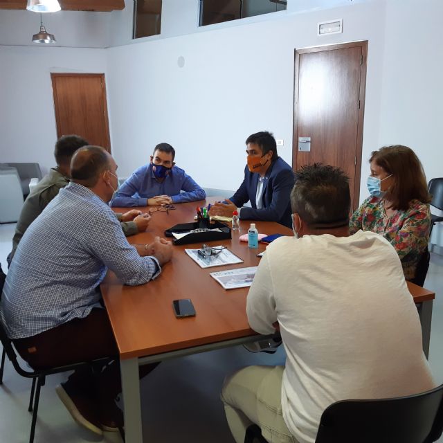 MC se compromete con el Comité de Salud Laboral de Navantia a reclamar su participación en la Mesa de la Movilidad - 1, Foto 1