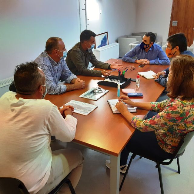 MC se compromete con el Comité de Salud Laboral de Navantia a reclamar su participación en la Mesa de la Movilidad - 2, Foto 2