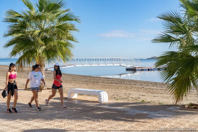 Balnearios y pasarelas mejorarán el baño en cinco nuevas ubicaciones del Mar Menor - 1, Foto 1