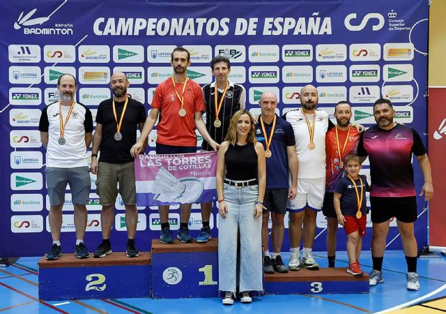 Tres títulos para el Bádminton Las Torres en el campeonato de España senior - 2, Foto 2