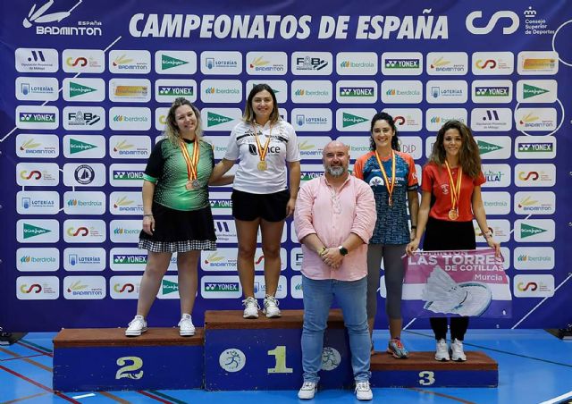 Tres títulos para el Bádminton Las Torres en el campeonato de España senior - 3, Foto 3