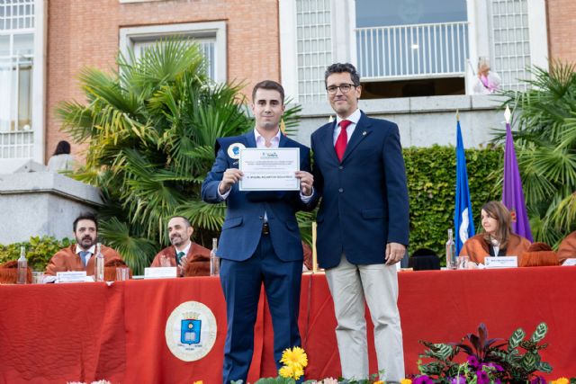 Alisson Gabriela Espín y Miguel Alcantud, galardonados en los Premios Cátedra Fertiberia de Estudios Agroambientales 2025 - 2, Foto 2