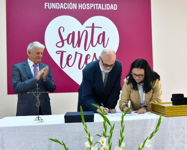 La Hospitalidad Santa Teresa celebró ayer el Día de su patrona con la entrega de las Medallas de Oro 2025 y la incorporación de nuevos patronos - 3, Foto 3