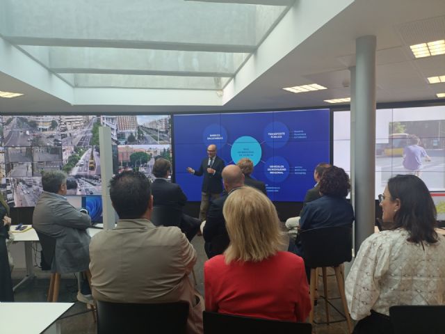 Murcia presenta su nueva red intermodal a alcaldes y concejales de toda España - 1, Foto 1