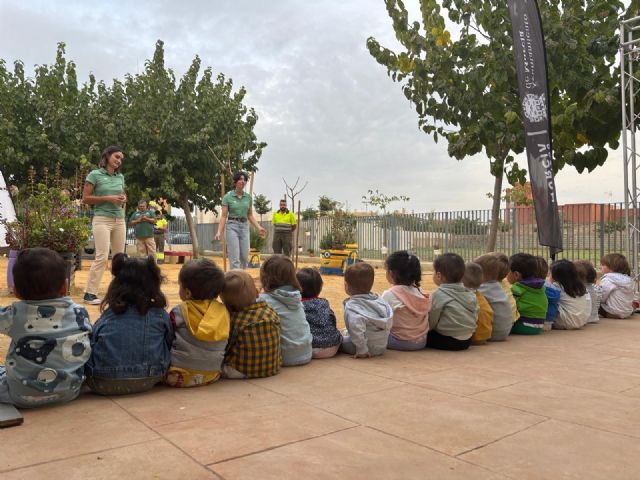Los pequeños escolares de la Escuela Infantil Municipal San Roque de El Palmar se suman al Plan Foresta - 4, Foto 4