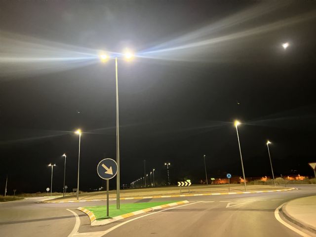 Instalada y en funcionamiento la nueva iluminación del Camino de los Franceses - 2, Foto 2