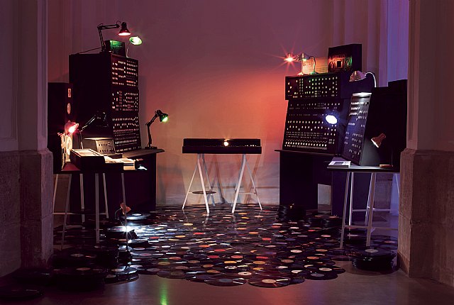 La Sala Verónicas de Murcia acoge el viernes una nueva radio-performance de Eduardo Balanza junto a La Josephine - 1, Foto 1