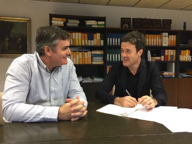 El Alcalde de Blanca firma un convenio para la recuperación ambiental del río Segura - 1, Foto 1