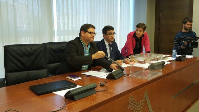 Podemos exige que se acabe con la discriminación que sufren los trabajadores eventuales - 1, Foto 1