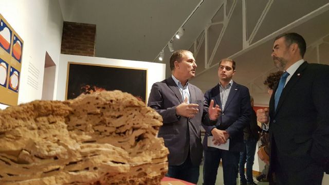 El Museo Arqueologico presenta una muestra sobre el yacimiento paleontologico de Cueva Victoria - 1, Foto 1