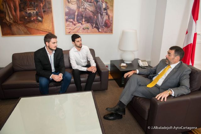 El alcalde recibe a los responsables de la Joven Orquesta Sinfonica de Cartagena para estudiar vias de colaboracion mutua - 1, Foto 1