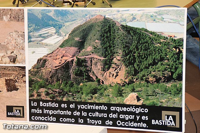 Presentación de la Plataforma para la defensa del Proyecto de la Bastida - UAB, Foto 2