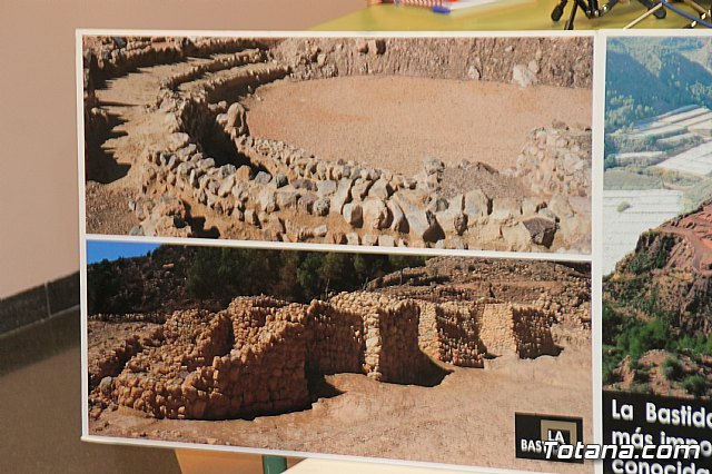 Presentación de la Plataforma para la defensa del Proyecto de la Bastida - UAB, Foto 4