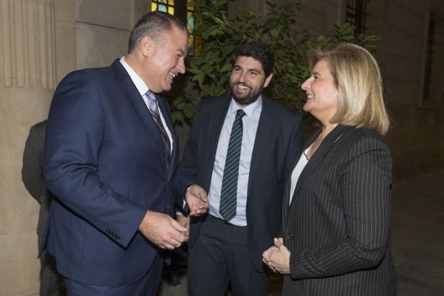 López Miras insta a Bernabé a trabajar juntos por la Región y contribuir así al progreso de todos los españoles - 2, Foto 2