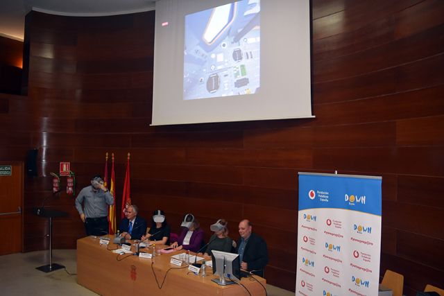 Fundown y Fundación Vodafone promueven el uso de la realidad virtual como elemento formativo para la inclusión laboral - 1, Foto 1