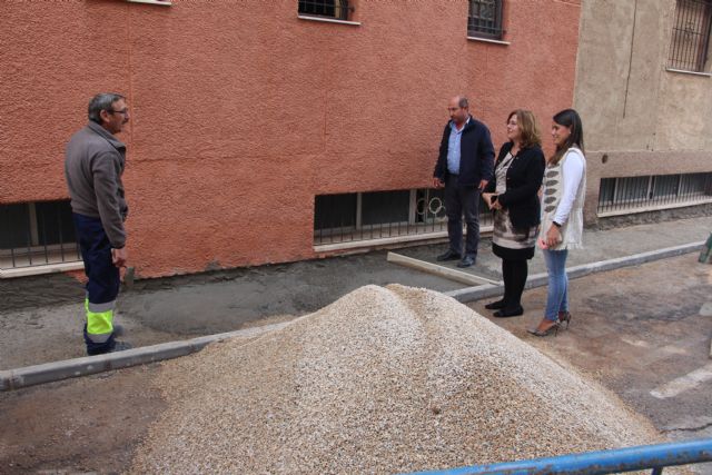 El Ayuntamiento acondiciona más de cuatro kilómetros de aceras en una veintena de calles - 2, Foto 2