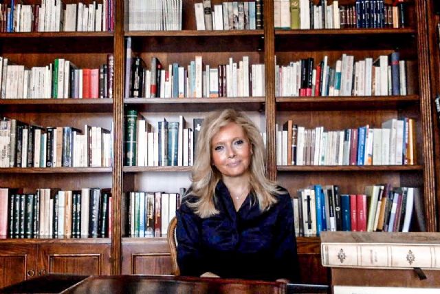 Una tesis de la UMU que analiza el uso procedimiento legislativo de lectura única, premio de la Academia de Doctores de España - 1, Foto 1