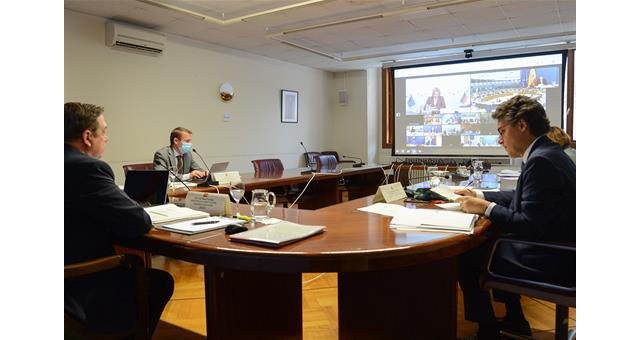 Planas pide a la Comisión Europea una vigilancia estrecha de la evolución de los mercados agroalimentarios afectados por la crisis de la COVID-19 - 1, Foto 1