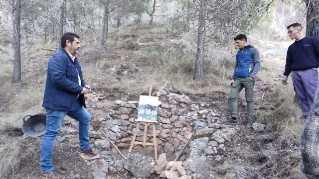 Comienzan los trabajos de recuperación de los antiguos hornos de yeso de la sierra de Miravete - 1, Foto 1