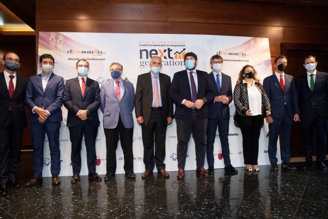 López Miras reclama al Gobierno central que no recorte en Sanidad en mitad de una pandemia y mantenga el Fondo Covid en 2022 - 1, Foto 1