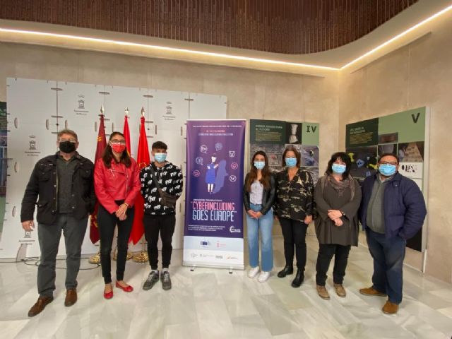 Murcia acoge el primer encuentro del proyecto europeo centrado en analizar y combatir el ciberacoso entre los jóvenes - 4, Foto 4