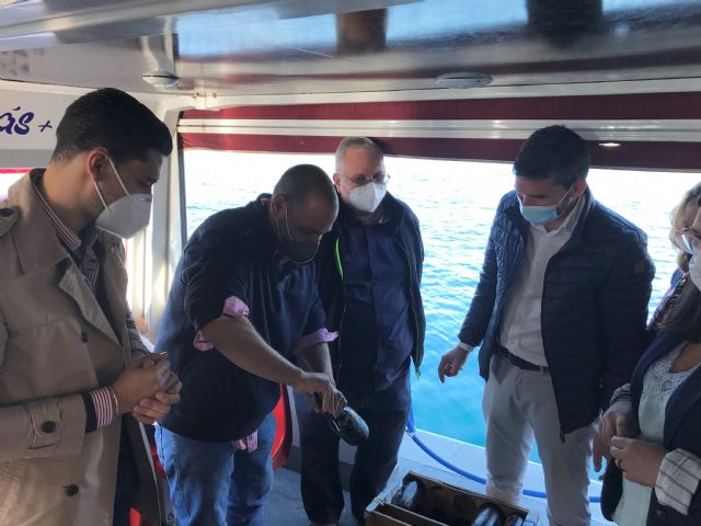 Vinos únicos producidos a 40 metros de profundidad en la costa aguileña - 1, Foto 1