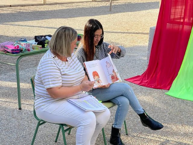 El colegio Las Lomas se convierte en espacio libre de LGTBIQ-fobia - 1, Foto 1
