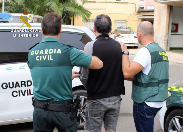 La Guardia Civil detiene en Cartagena al presunto autor de una decena de robos en viviendas - 3, Foto 3