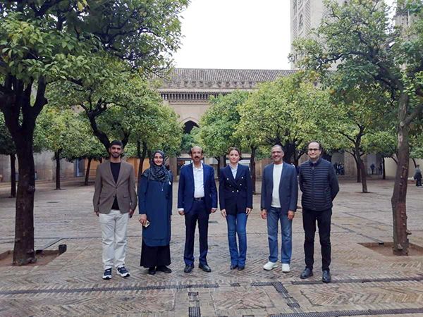 Visita la Catedral de Sevilla, una delegación de los Emiratos Árabes Unidos - 4, Foto 4