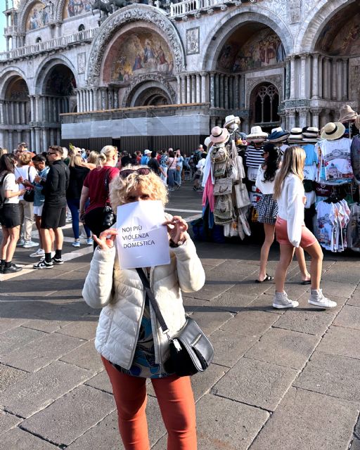 Yoel Carmona el diseñador venezolano que protesta en las pasarelas de Europa con su colección Grito De Mujer - 5, Foto 5