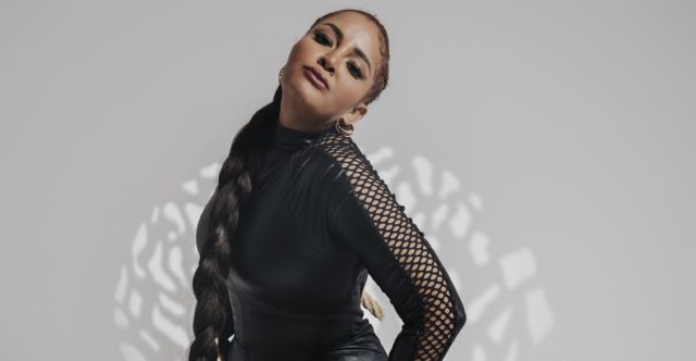 Amneliz arrasa en los Glamour Music Awards y enciende su nueva era con “Too Much Woman en el Barrio” - 3, Foto 3